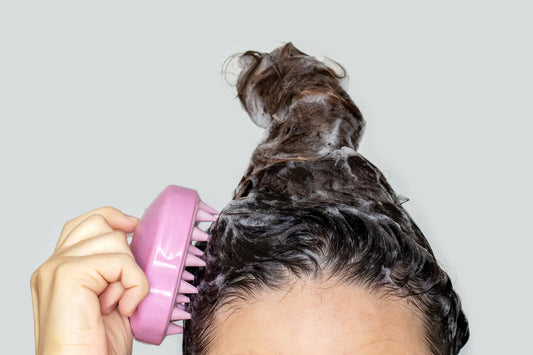 MAKZOU ScalpRelax™ – Cepillo Masajeador Capilar